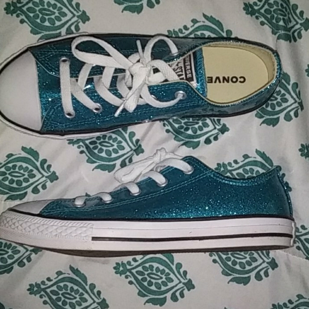 Converse shoes